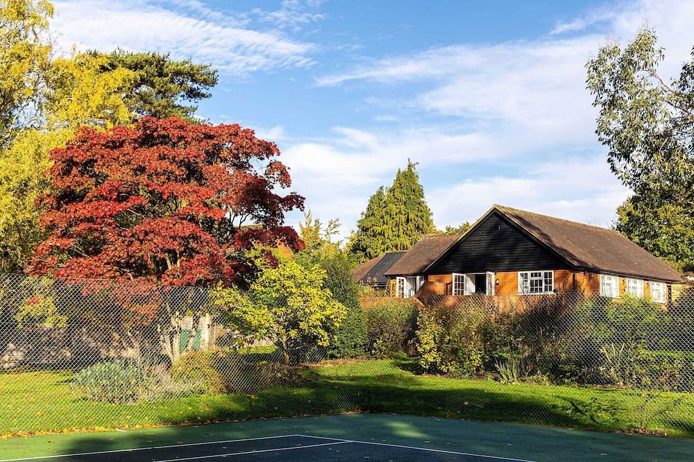 Rosemary Cottage 5 * Familie & barrierefrei, Tennisplatz schöne Gelände in Yalding, Kent