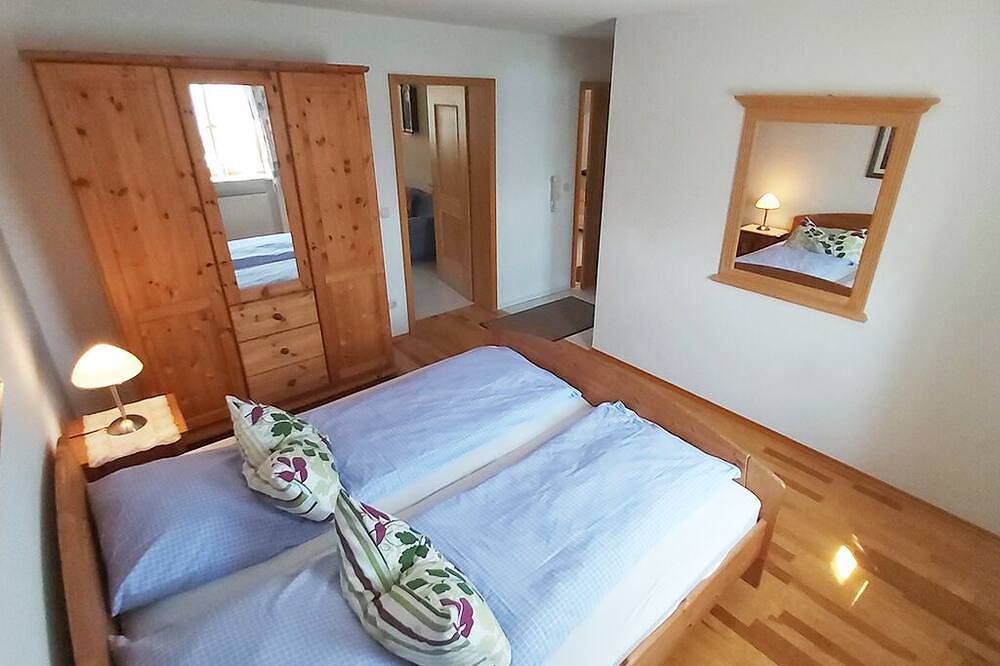 Ganze Wohnung, Ferienwohnung mit Terrasse | Urlaub auf dem Bauernhof in Bad Birnbach, Bayerische Golf und Thermenland