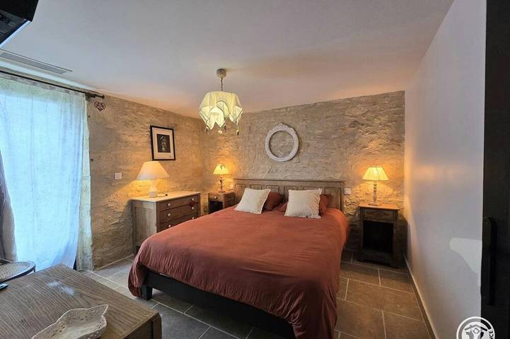 Gîte pour 10 personnes, avec jardin à La Chapelle-Aubareil - 2