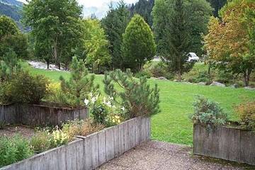 Gîte pour 4 personnes, avec jacuzzi ainsi que terrasse et jardin, animaux acceptés dans Office de Tourisme du Grand Bornand