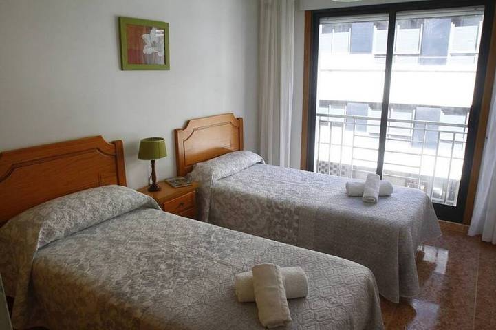 Apartamento entero, Desconectaengalicia La Perla Superiores, piscina y parking in Praia de Caneliñas (Sanxenxo), Sanxenxo