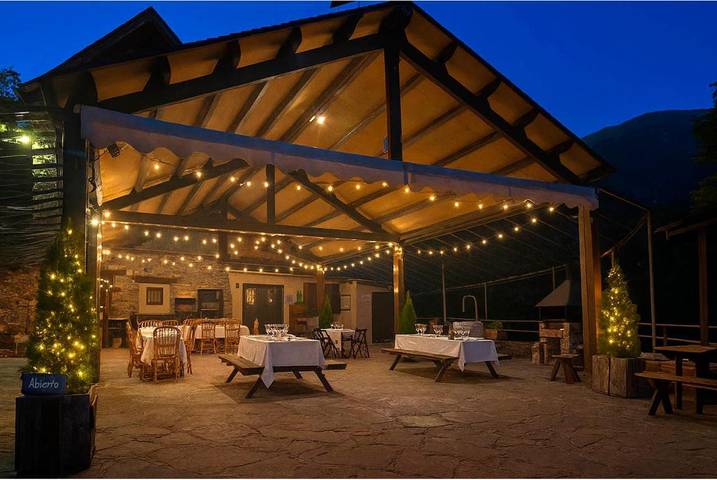 Location de vacances pour 4 personnes, avec vue à Castejón de Sos