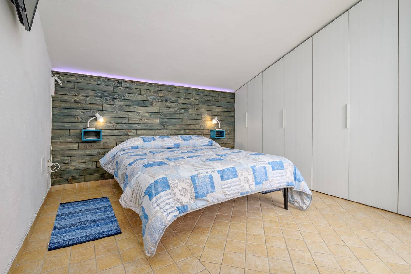 Ferienhaus 'Porto San Paolo A 50 Mt Dal Mare' mit privater Terrasse, Wlan & Klimaanlage in Porto San Paolo, Loiri Porto San Paolo