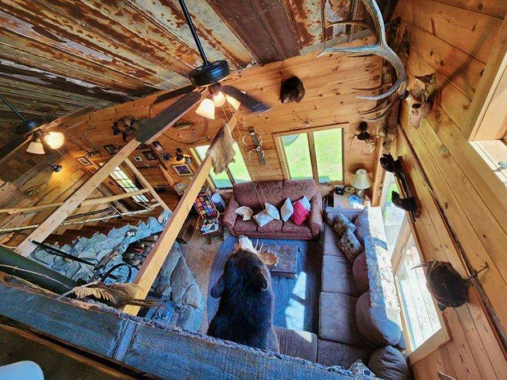 Log Cabin for 10 Guests in Pittsburg (NH), Coös County