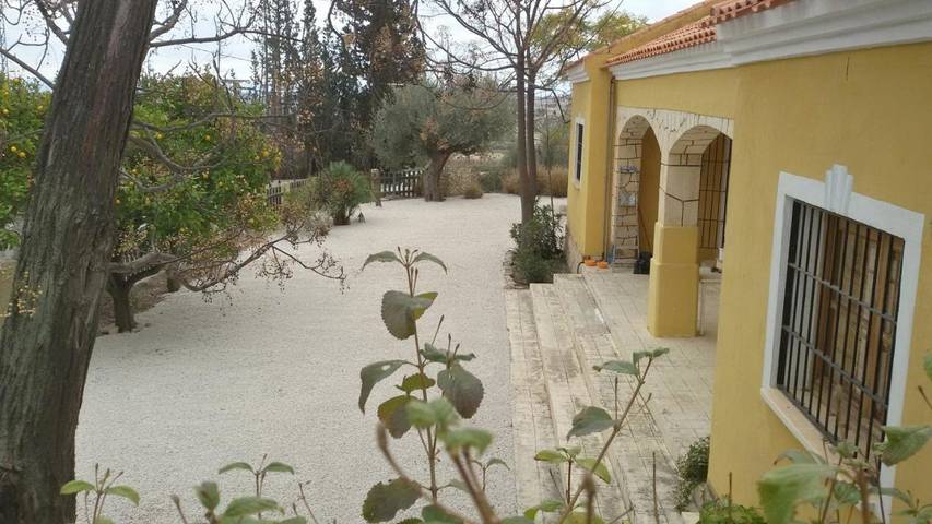 Location de vacances pour 10 personnes, avec Terrasse et Jardin ainsi que Piscine et Vue à Archena - 2