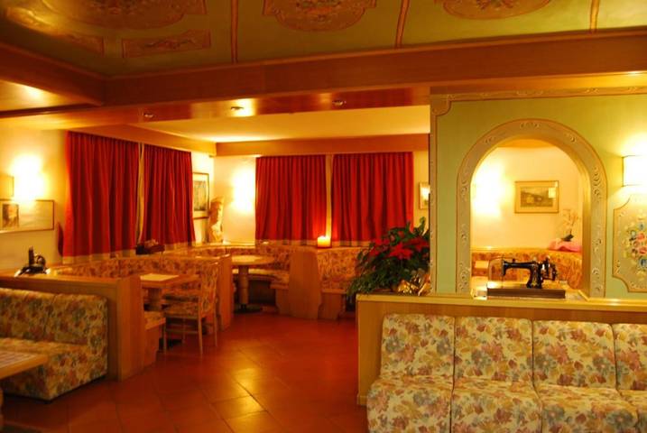 Hôtel pour 2 personnes, avec sauna et balcon ainsi que jacuzzi et jardin dans Serrada - 3