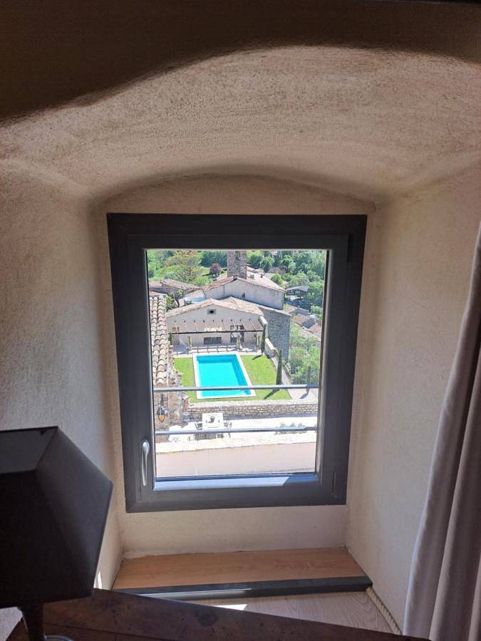 Chambre d’hôte pour 2 personnes, avec jardin et vue ainsi que piscine et terrasse dans la Drôme - 2