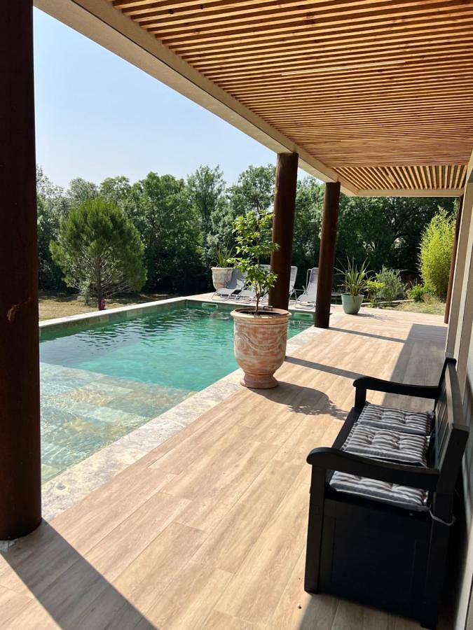 Villa pour 8 personnes, avec jardin ainsi que vue et piscine