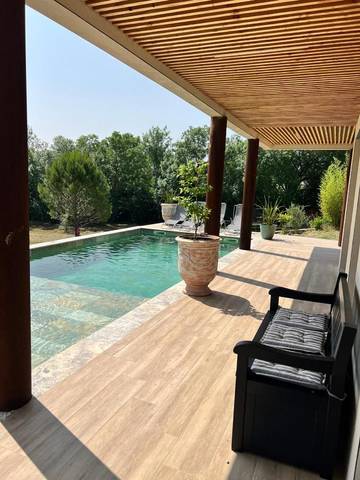Cottage pour 8 personnes, avec vue ainsi que piscine et jardin à Boisset-et-Gaujac