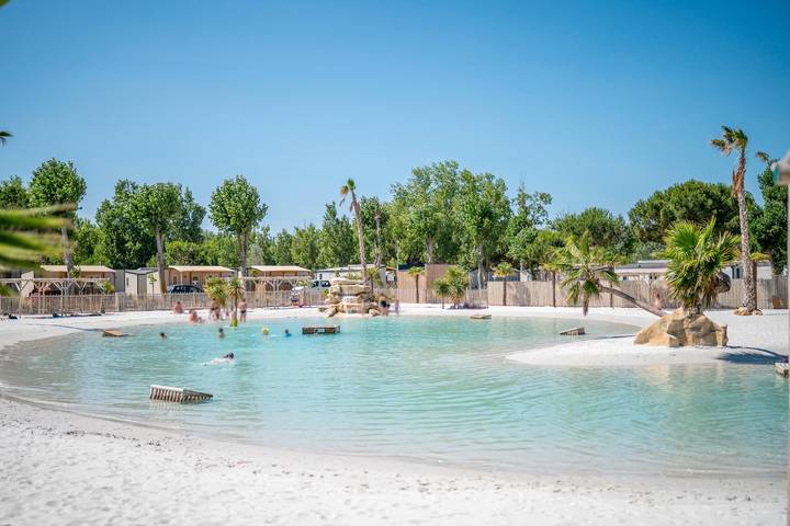 Casa rodante para 6 personas, con piscina para niños - 1
