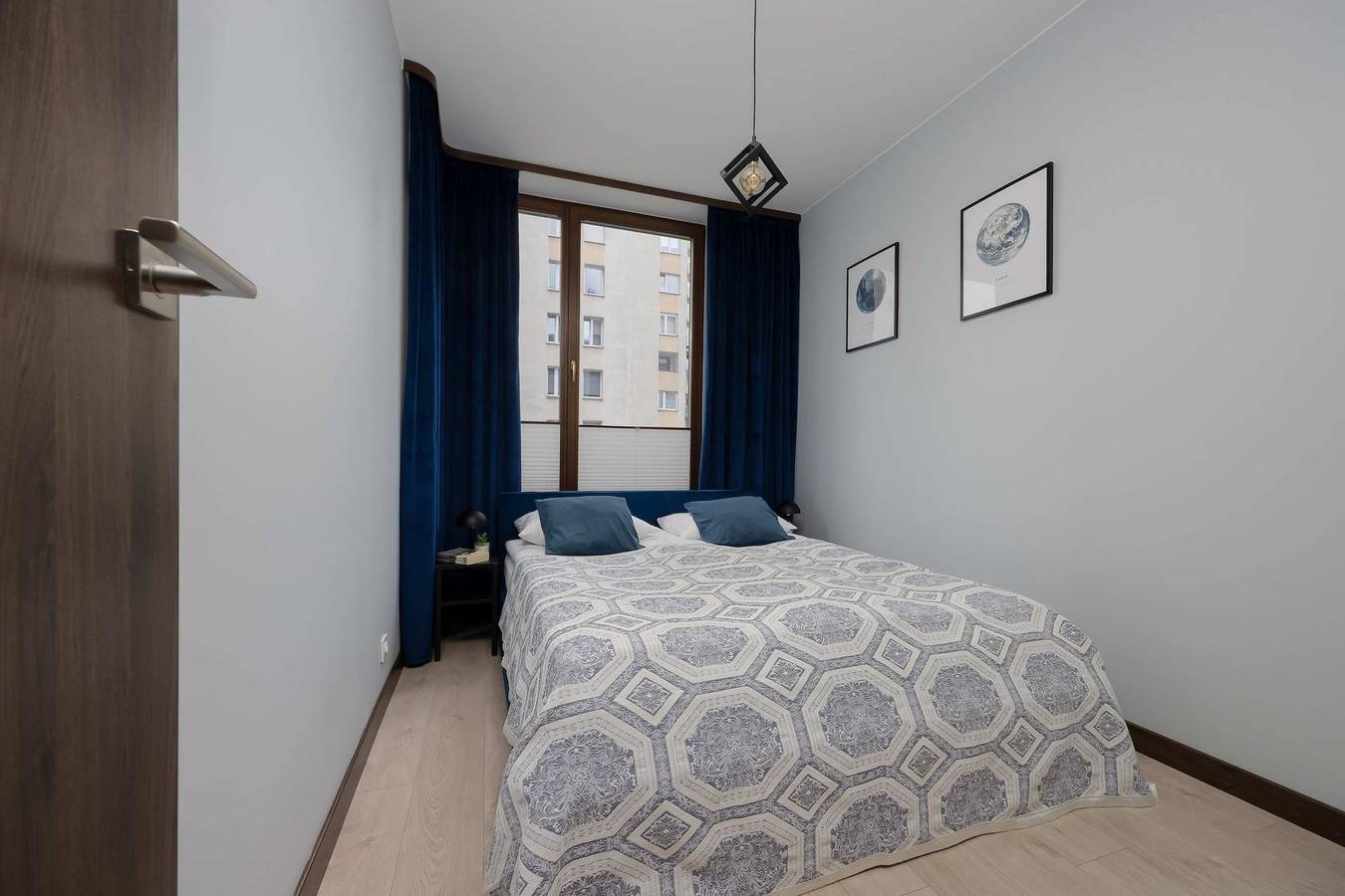 Ganze Wohnung, Elegant Apartment | Parking, Balcony, Air Conditioning in Warschau, Masowien