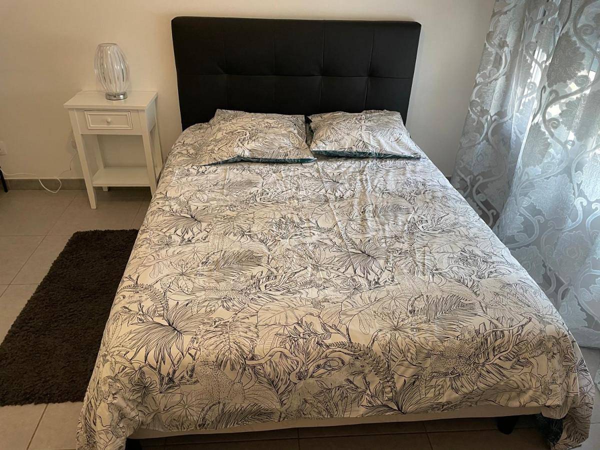 Appartement entier, One-Bedroom Apartment in Mantes-la-Jolie, Yvelines