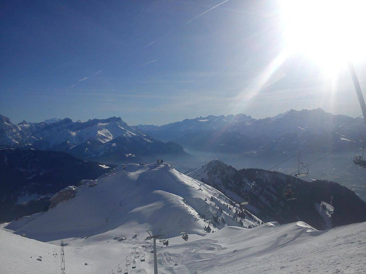 Ganze Wohnung, Apartment with Terrace in Leysin, Alpes Vaudoises