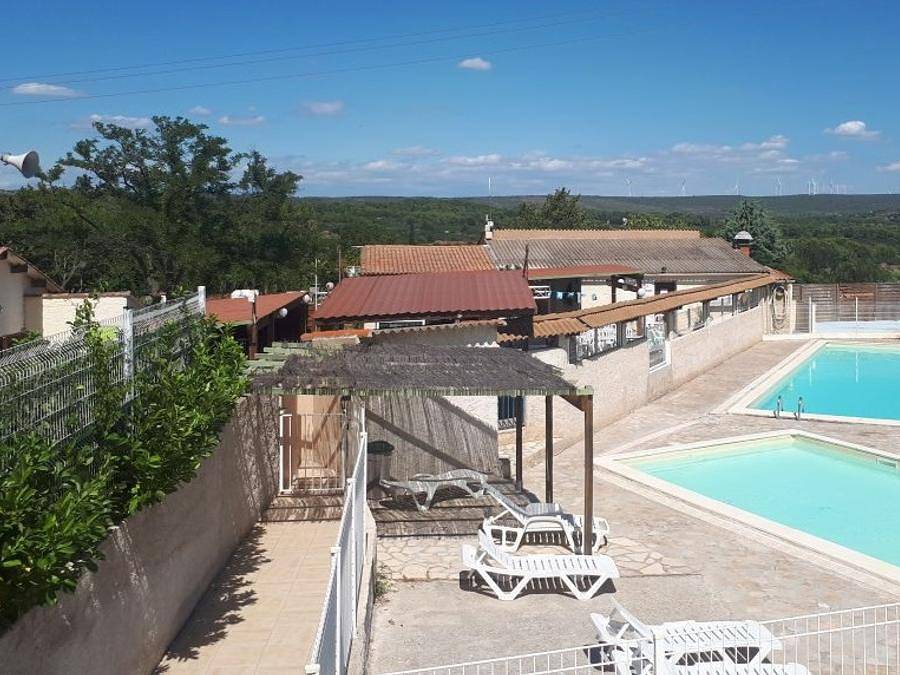 Camping Borepo - Mobile home 4 persons - Standard Sun Roller - 2 Bedrooms in Villeveyrac, Côte d'Améthyste