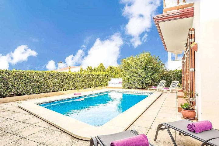 Chalet para 8 personas con balcón in Port d'Addaia, Es Mercadal