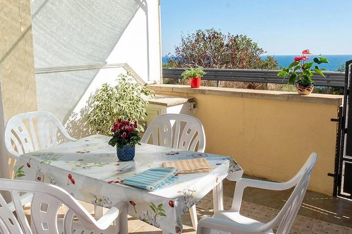 Location de vacances pour 5 personnes, avec vue et balcon à Corsano