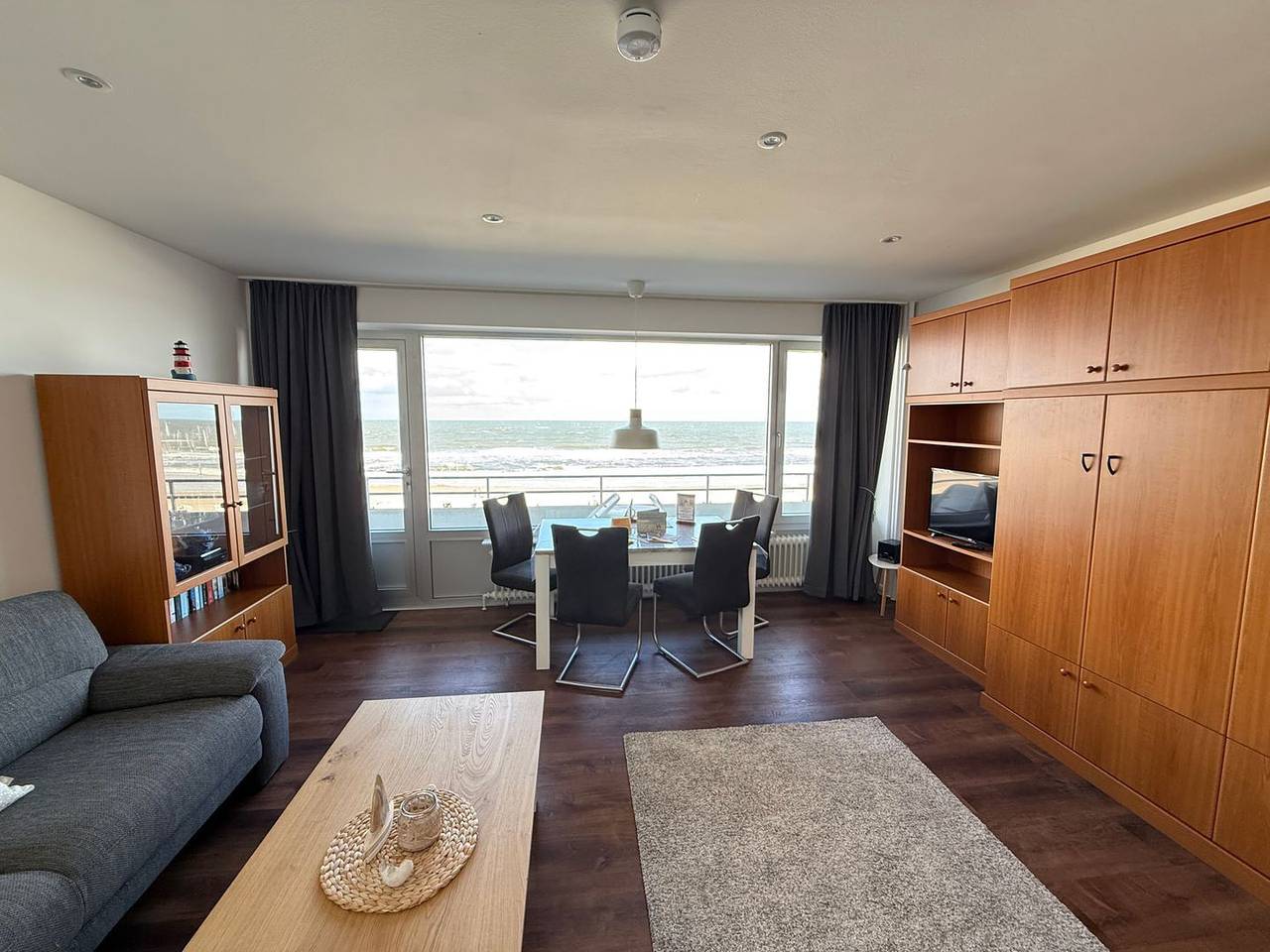 Appartement entier, "Himmel und Meer" - direkter Meerblick mit Nord-Balkon in Wangerooge