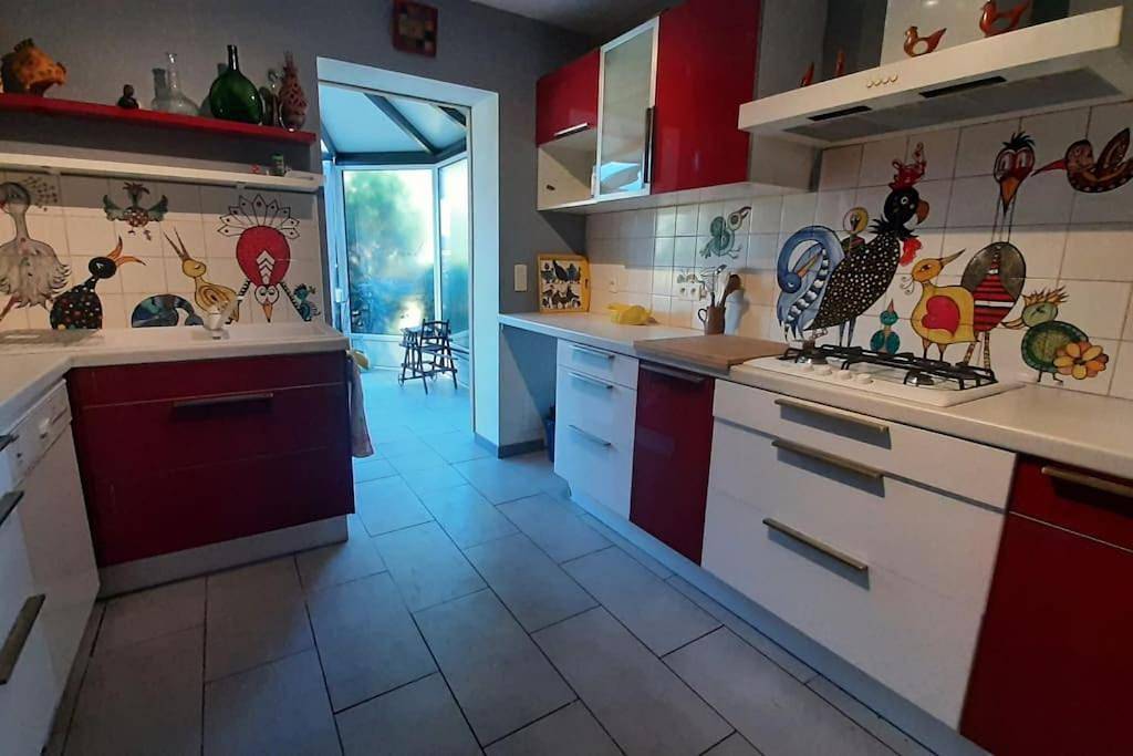 Appartement entier, La maison bleue de Doudou - coeur de village in Castéra-Verduzan, Gers