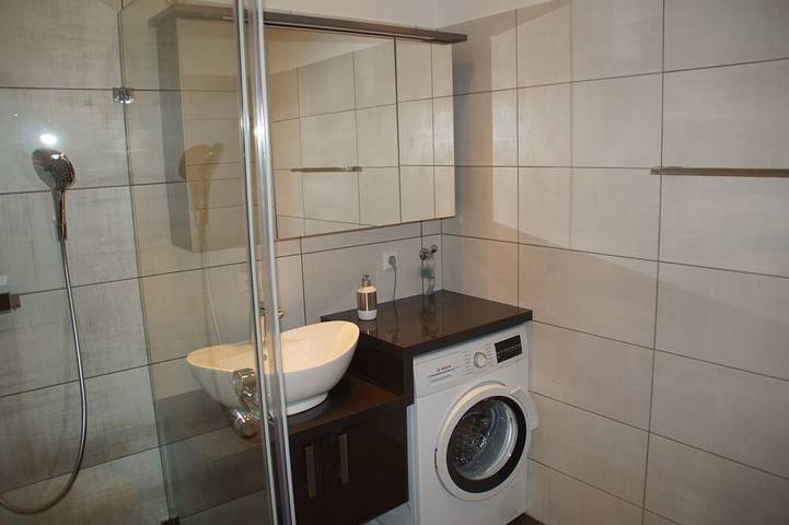 Ganze Wohnung, Modernes Wohnen in Offenburg (Europapark, Strasbourg, Baden-Baden, Schwarzwald) in Stadt Offenburg, Offenburg