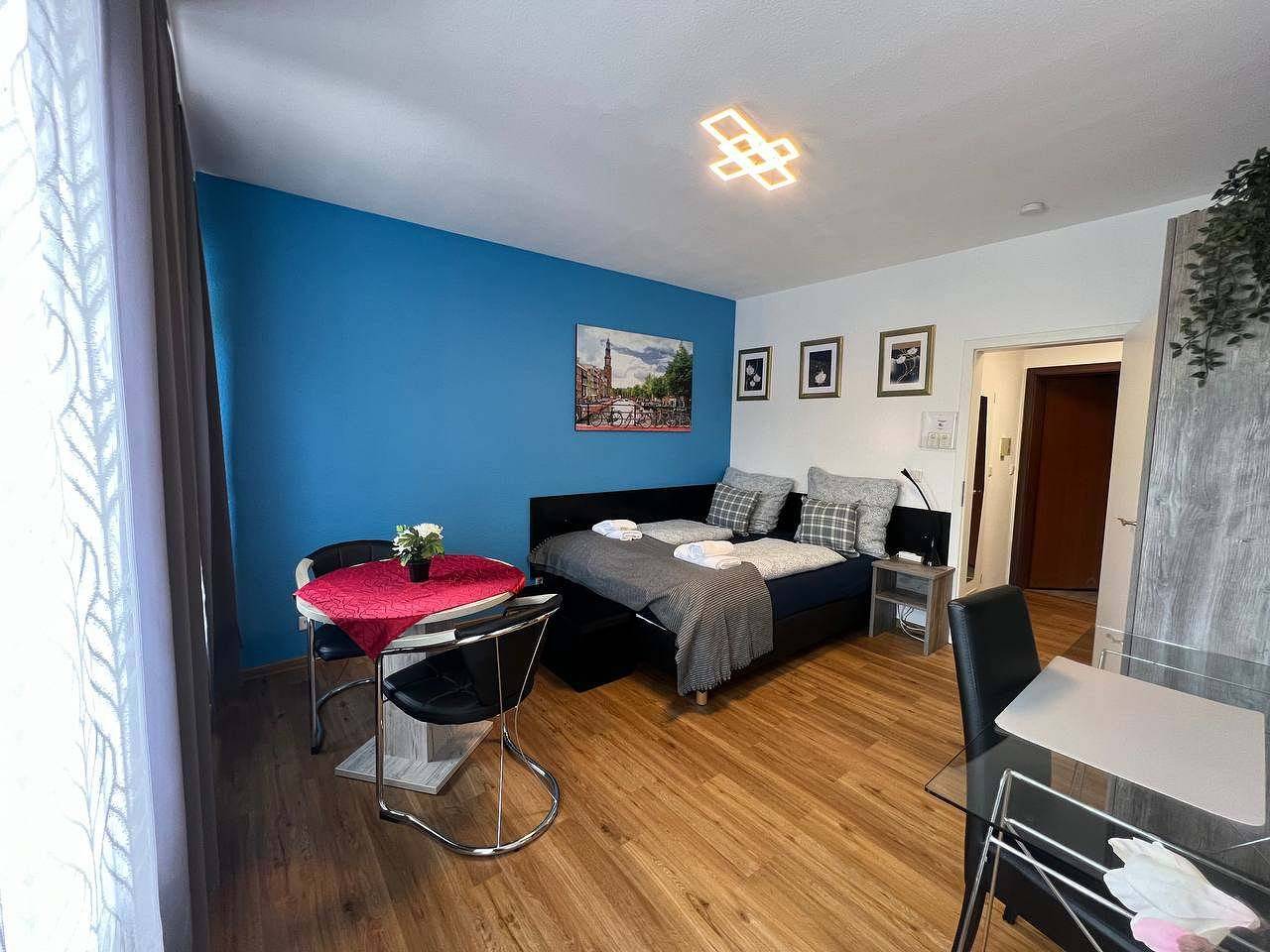 Ganze Ferienwohnung, Ferienwohnung für 2 Personen mit Balkon in Deutsches Eck, Koblenz