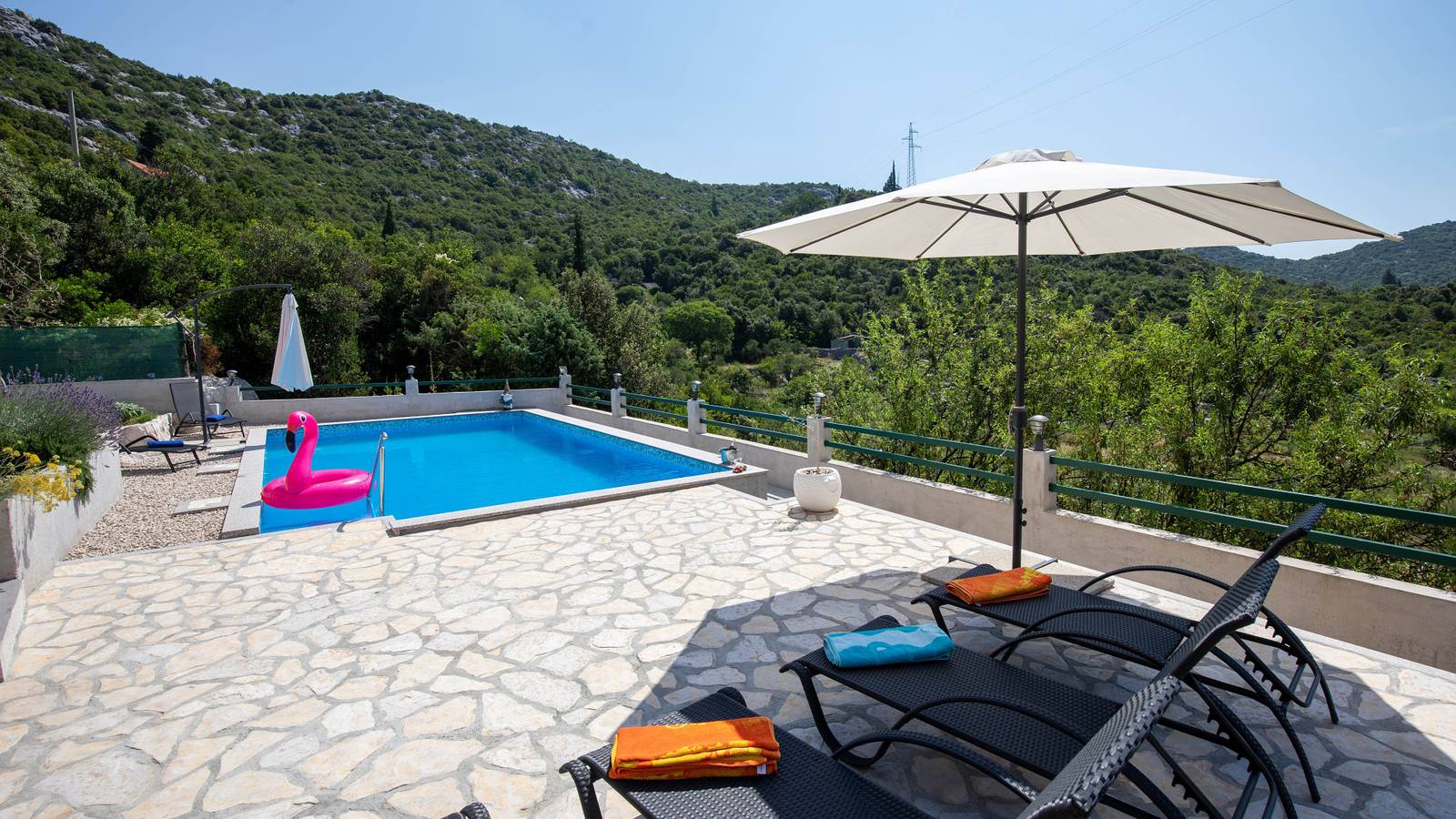 Ganze Wohnung, Apartment Zelenika Villa by Villas Guide in Ploce, Dubrovnik-Neretva