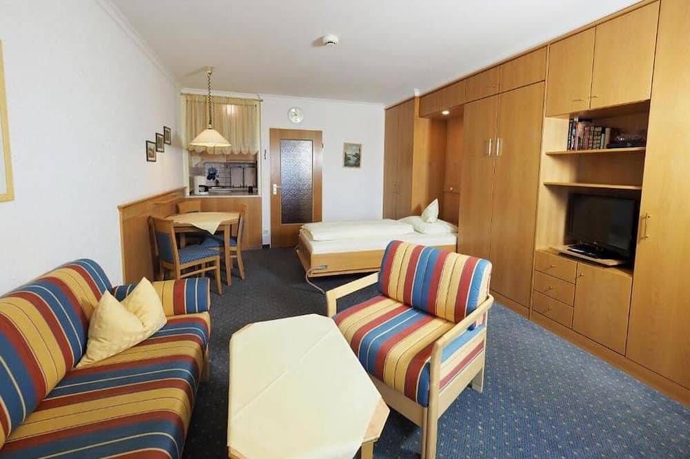 Entire apartment, Apartment with glazed dormer window - bathrobe access to the thermal baths possible. in Bad Griesbach im Rottal, Eastern Bavaria