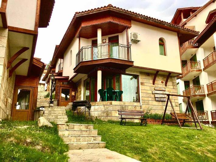 Villa für 6 Personen, mit Sauna und Ausblick sowie Garten und Pool, mit Haustier in Bulgarien
