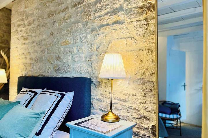 La Bonne Brise, Independent Room with Terrace in Saint-Benoît-de-l'Aure, Bayeux und Umgebung