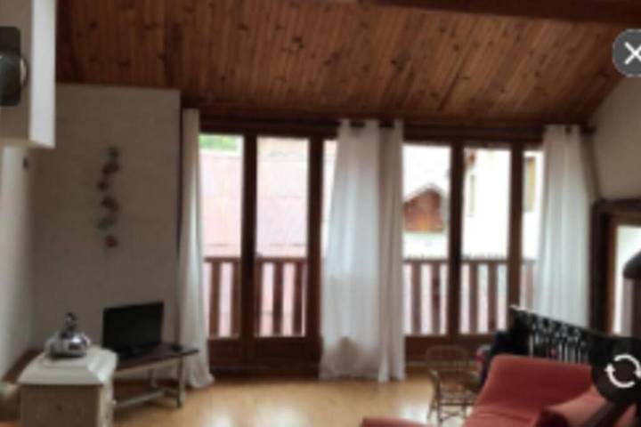 Gîte pour 6 personnes, avec vue et piscine à Colmars - 3