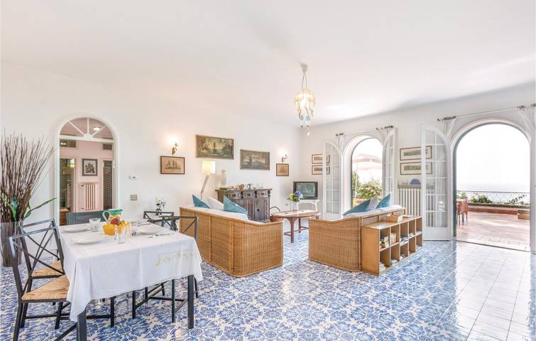 Apartamento con vistas al mar, terraza y aparcamiento in Spiaggia della Crestarella, Vietri sul Mare