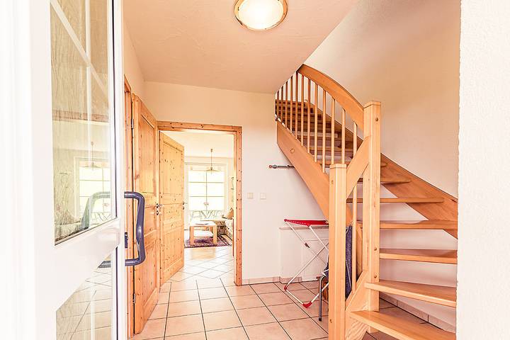 Ferienwohnung für 6 Personen, mit Terrasse und Garten sowie Ausblick in Ostalbkreis
