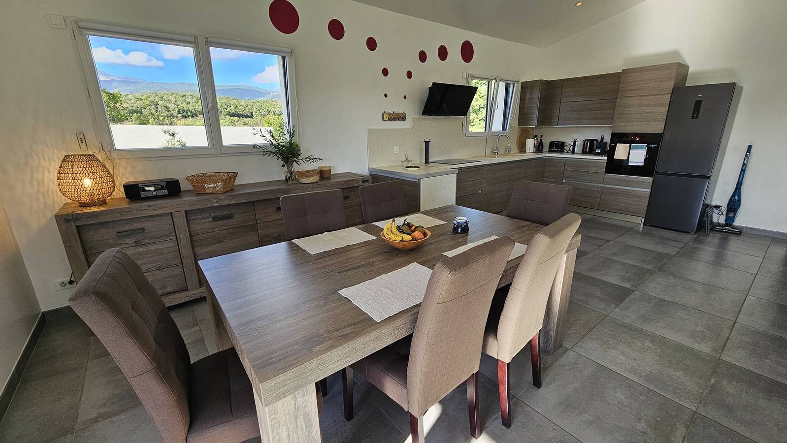 Villa per 6 persone con piscina in Solaro, Corte e dintorni