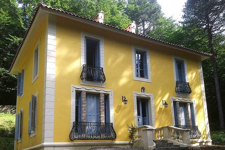 Location de vacances pour 10 personnes, avec Jardin à Vivario