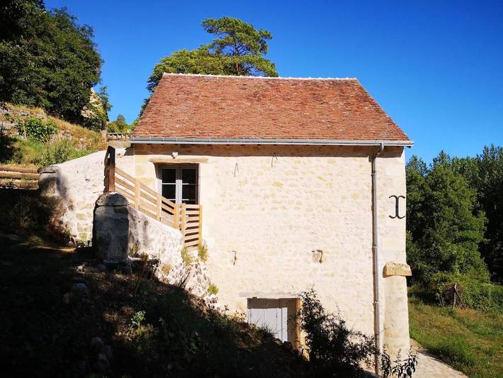 Location de vacances pour 4 personnes, avec jardin ainsi que terrasse et vue à Saint-Épain - 3