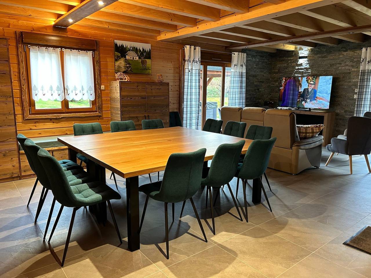A large and magnificent wooden chalet with a sauna in Ventron, Parc naturel régional des Ballons des Vosges