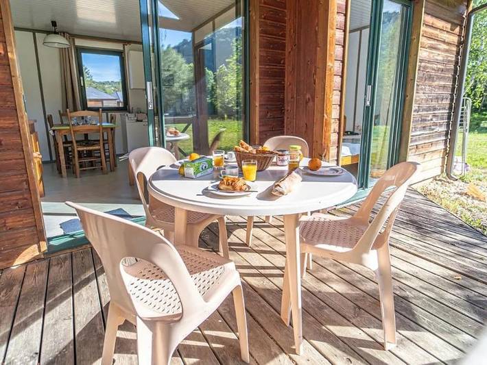 Le Village de Gîtes de Booz (Les Chalets de Booz)  - Chalet 6 personnes - Chalet Confort - 31m² - 2 chambres in Saint-Germain-du-Teil, Région de Mende