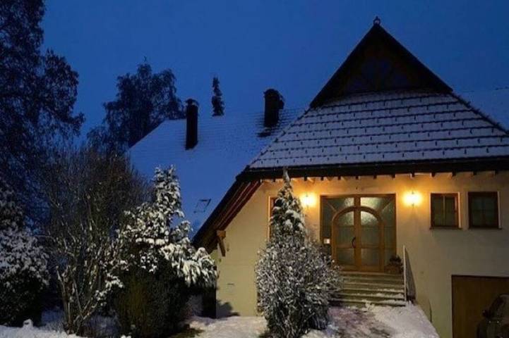 Ferienhaus für 5 Personen, mit Balkon und Garten sowie Sauna in Rickenbach