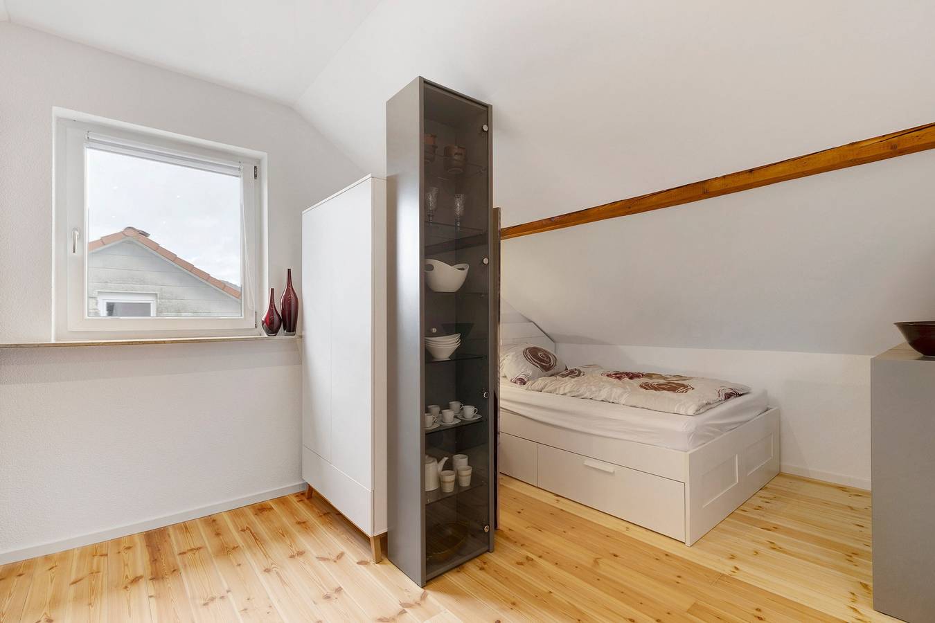 Ganze Wohnung, Ferienwohnung in ruhiger Lage mit Gemeinschaftsgarten und Wlan in Westheim (Hohenlohe), Rosengarten (Hohenlohe)