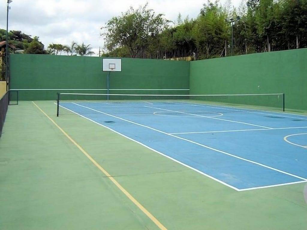 Bauernhof in Wohnanlage, Poliesp Court, beheiztem Pool und mit Blick auf Grünfläche in Mairinque, São Paulo (Bundesstaat)