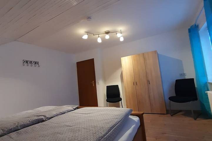 Ganze Wohnung, Ruhige Ferienwohnung, zentral gelegen zwischen Schwarzwald, Bodensee und Schweiz in Blumberg, Schwarzwald-Baar-Kreis