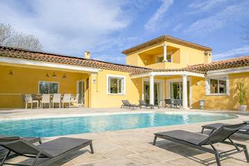 Ferienhaus für 6 Personen, mit Terrasse und Garten, kinderfreundlich in Vence