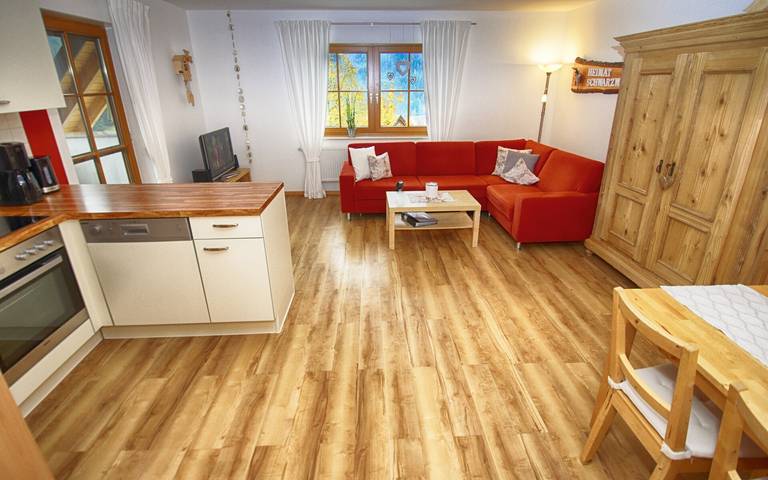 Ganze Wohnung, Ferienwohnung 'Morgensonne, 50 qm' mit gemeinsamer Terrasse, gemeinsamem Garten und Wlan in Simonswald, Südschwarzwald