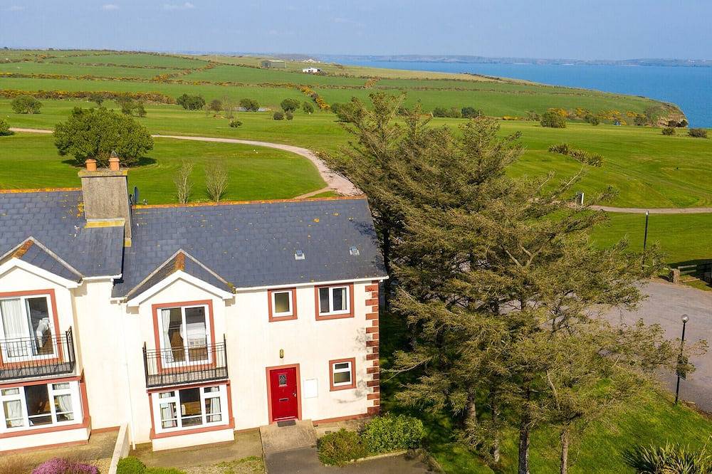 Seacliff Holiday Home No. 8 in Killea, County Waterford