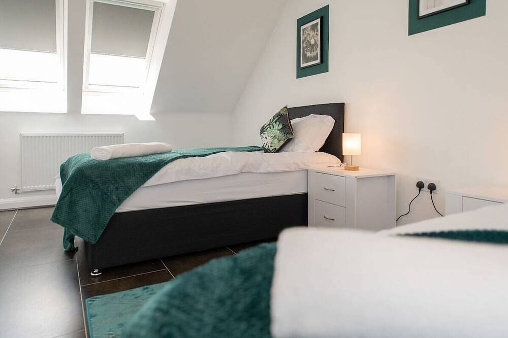 25%off monthly stays/3 bedroom/6 guests in Warwickshire