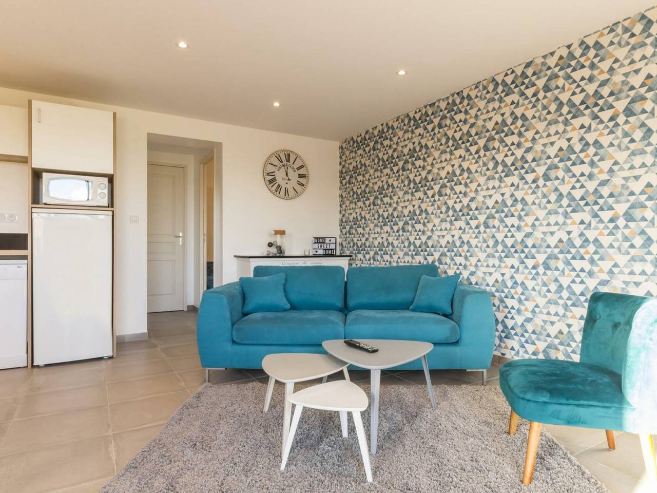 Maison au bord de la baie avec animaux admis et parking à Vains in Vains, Baie du Mont-Saint-Michel