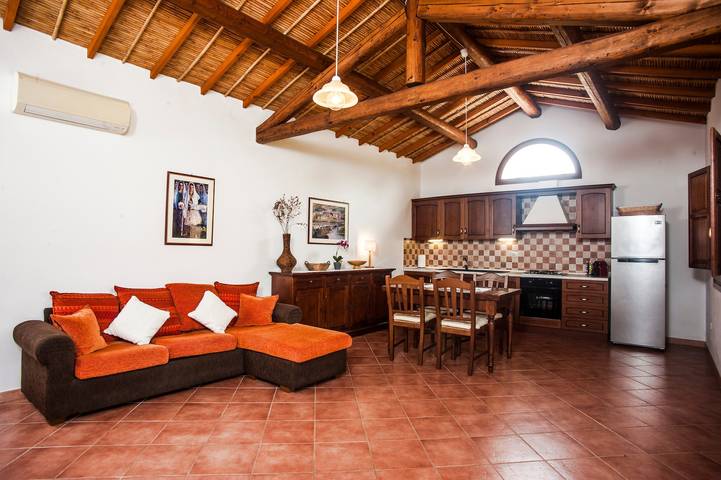 Casa de vacaciones "Asfodeli" con Wi-Fi, aire acondicionado y jardín in Teulada (Italia), Provincia de Cagliari