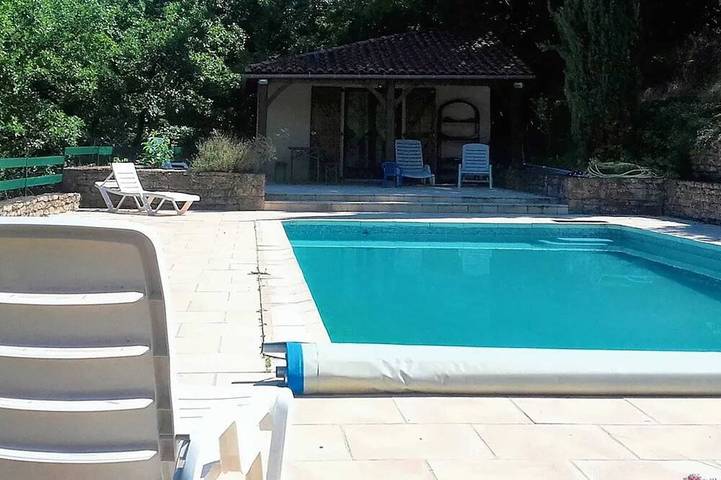 Location de vacances pour 12 personnes, avec jardin à Milhars