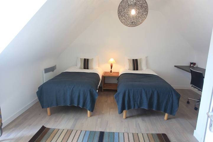 Location de vacances pour 13 personnes, avec terrasse et jardin à Lézardrieux - 3