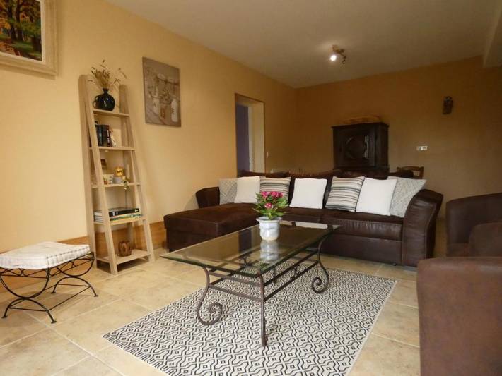 Location de vacances pour 6 personnes, avec jardin ainsi que terrasse et vue à Tursac - 3