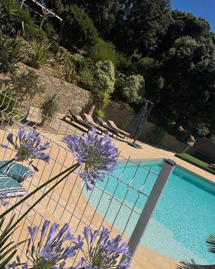 Chambre d’hôte pour 6 personnes, avec jardin ainsi que piscine et vue en Corse - 4